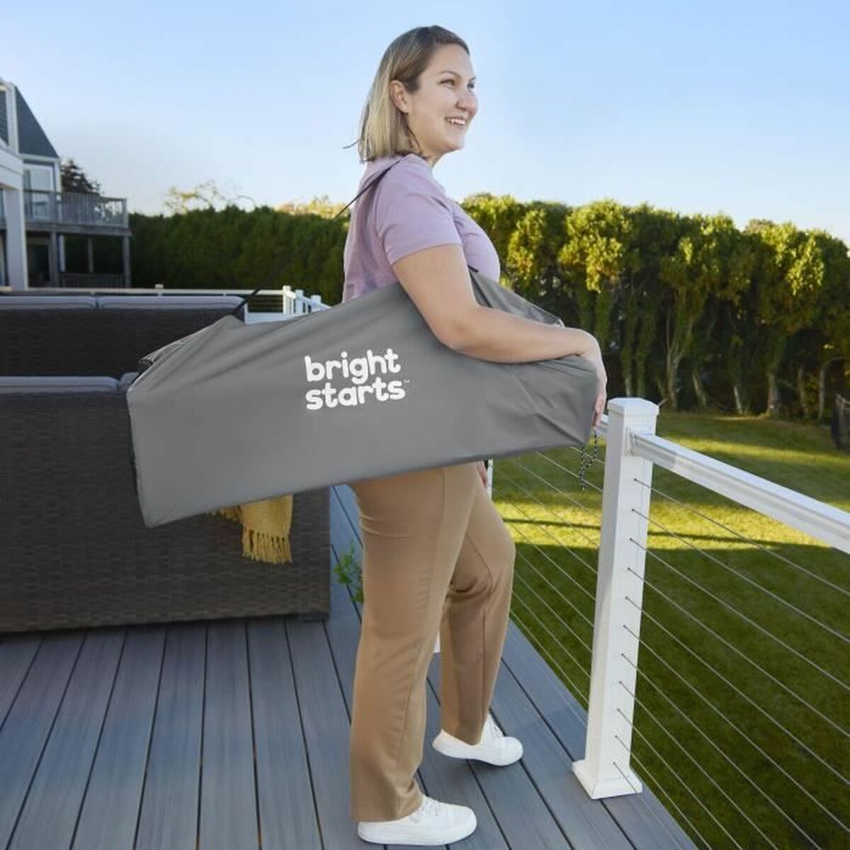 Chaise haute Bright Starts Pop N Dine Gris