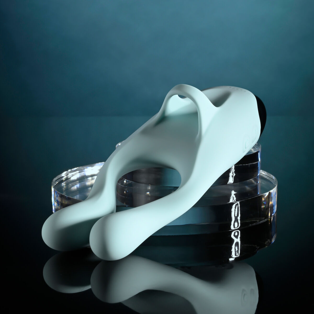 Masseur Couples Evolved