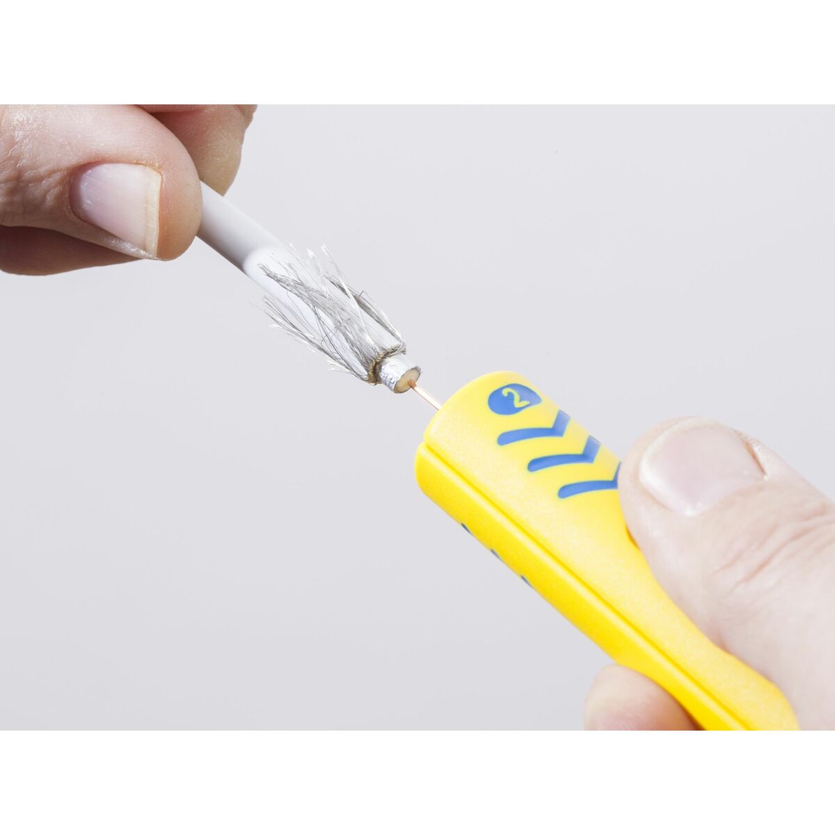 Pinces à dénuder JOKARI Secura Coaxi No. 1