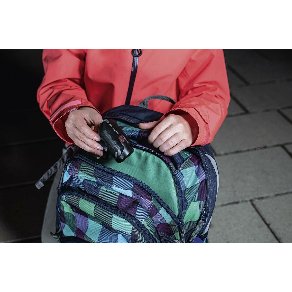 Feu avant Sigma 17350