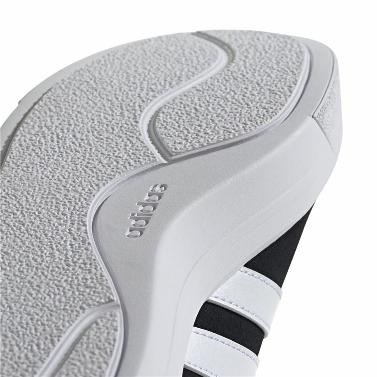 Chaussures de sport pour femme Adidas Court Platform Suede Noir