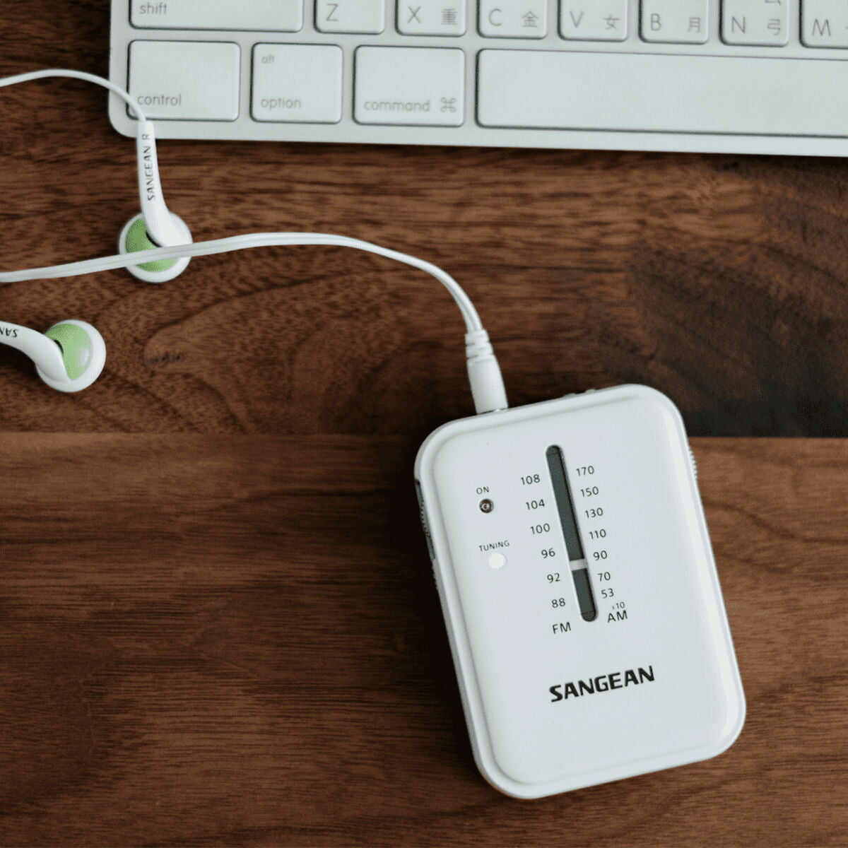 Radio transistor Sangean Blanc AM/FM