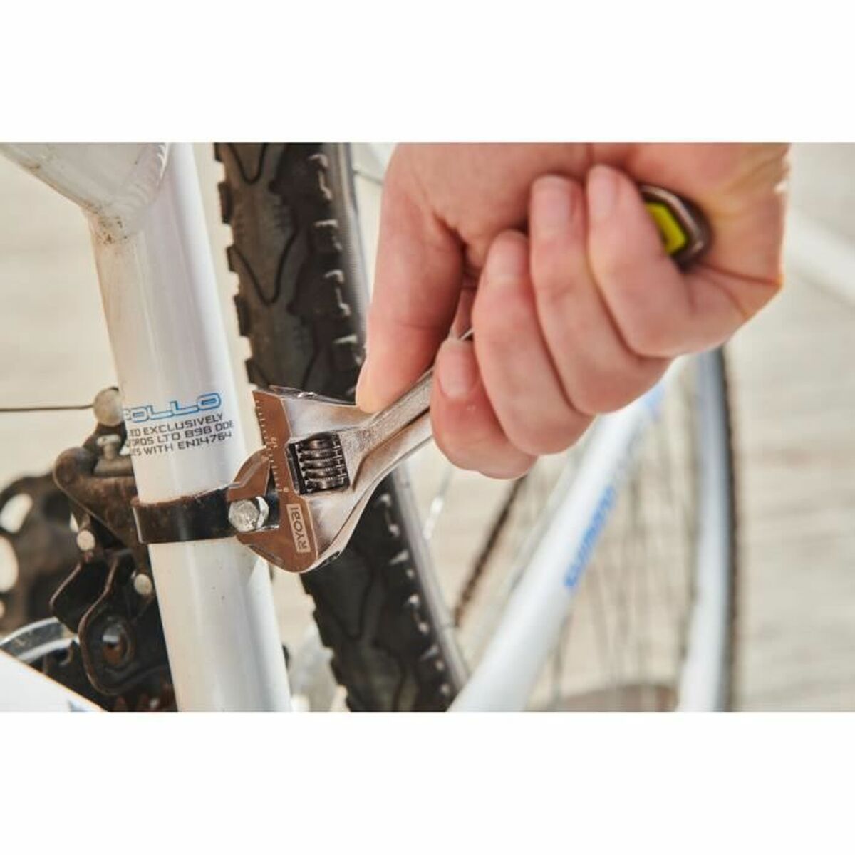 Clé réglable Ryobi 160 mm 24 cm