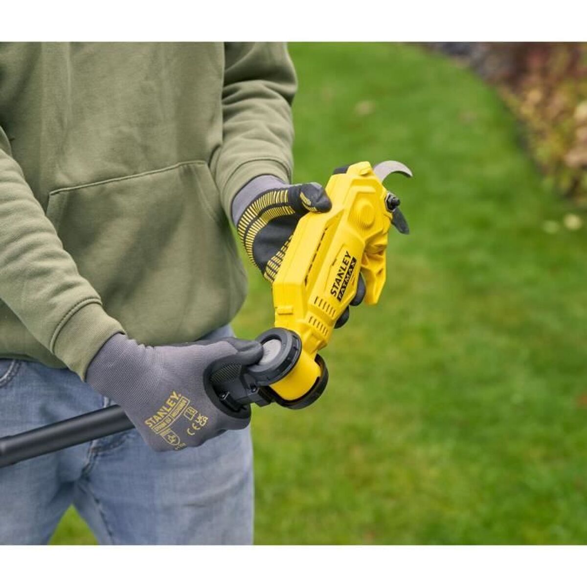 Taille-bordures Stanley 4 Ah