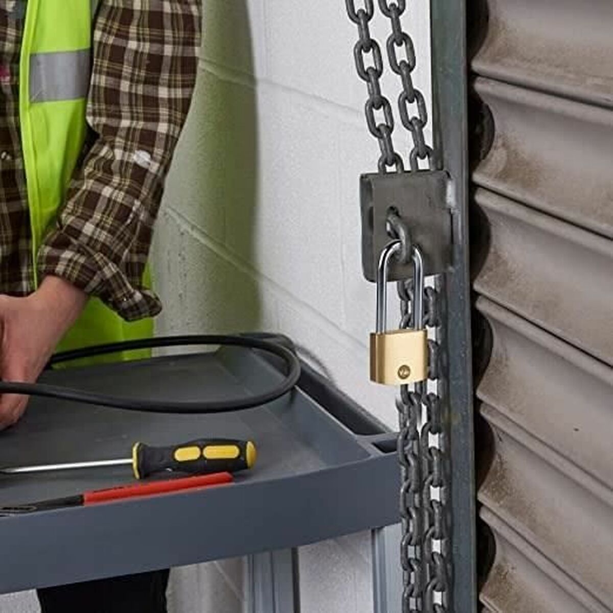 Verrouillage des clés Yale Doré