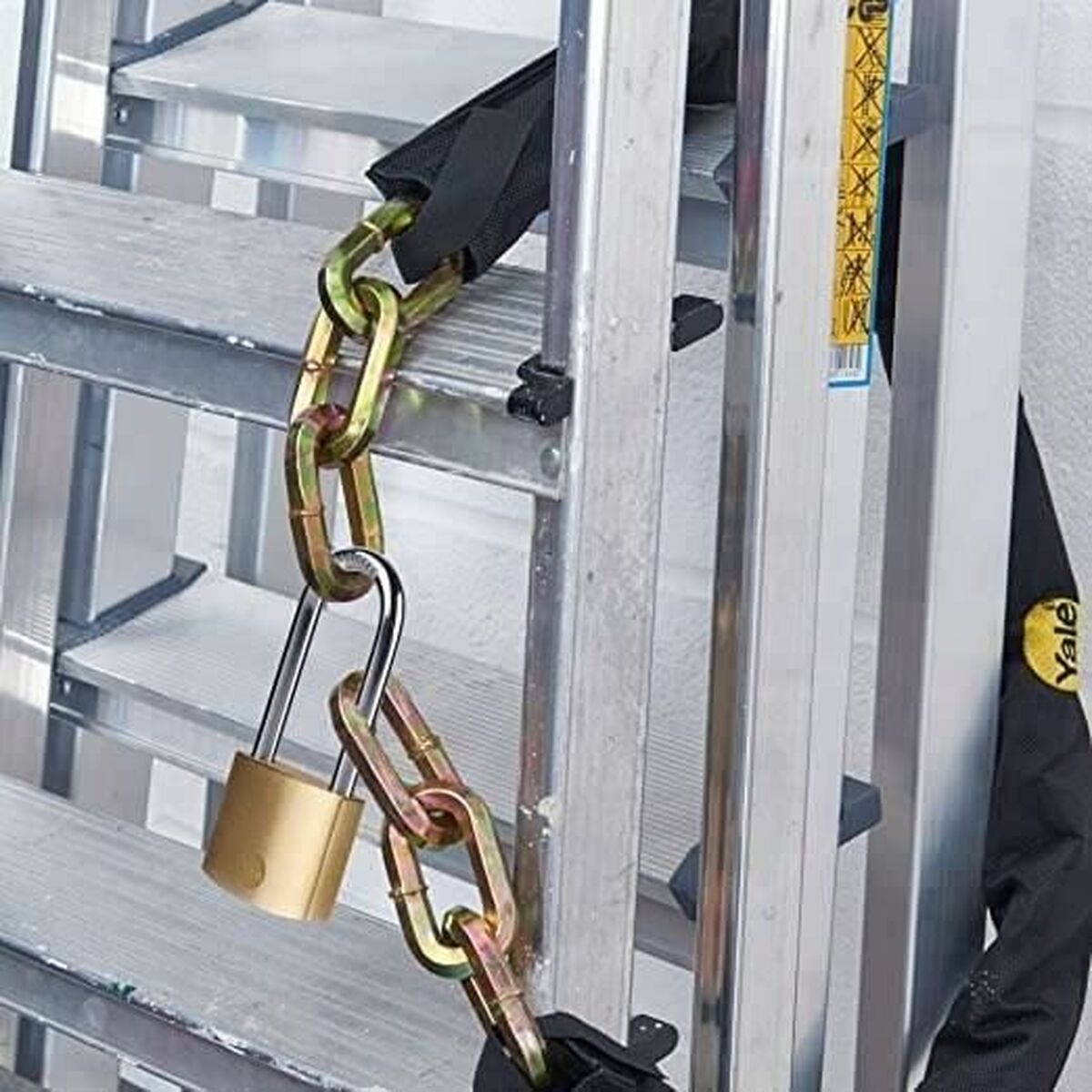 Verrouillage des clés Yale Doré