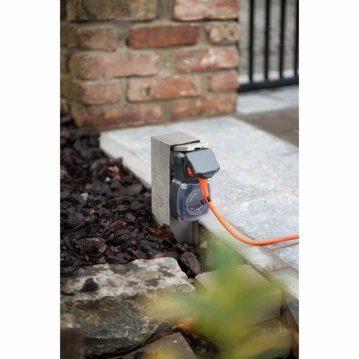 Minuterie Chacon 53008 Avec couvercle Analogique Facile à utiliser, léger et maniable Résistant à l'humidité 3600 W 230 V 16 A