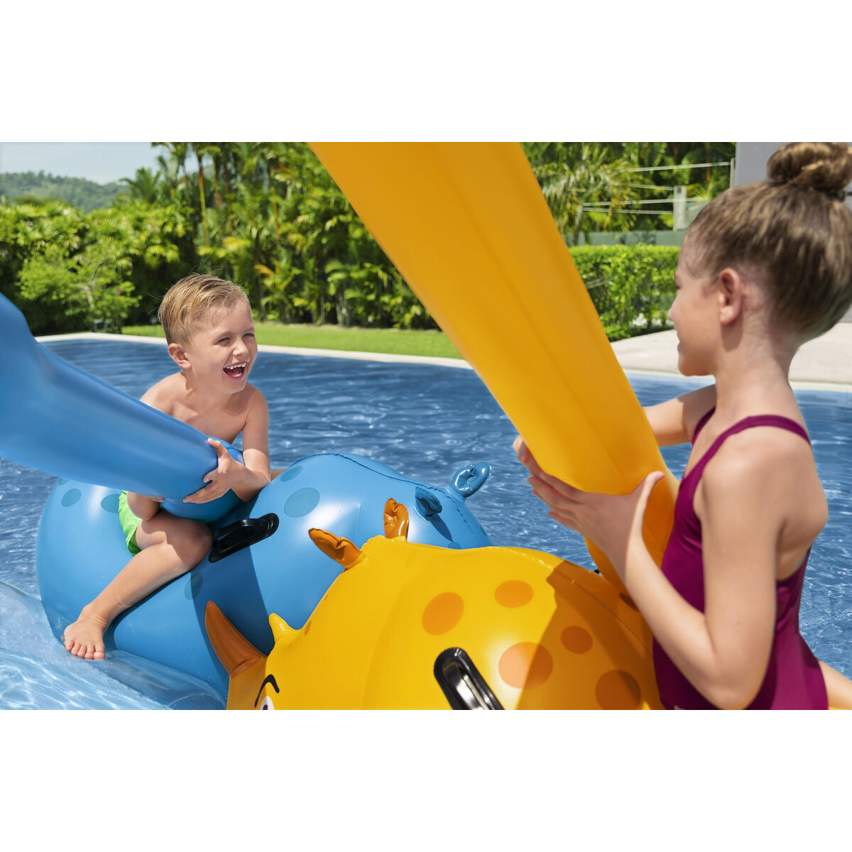 Bestway Jeu Flottant Lutte de Rhinocéros 153x77 cm +3 Ans Piscine 41522