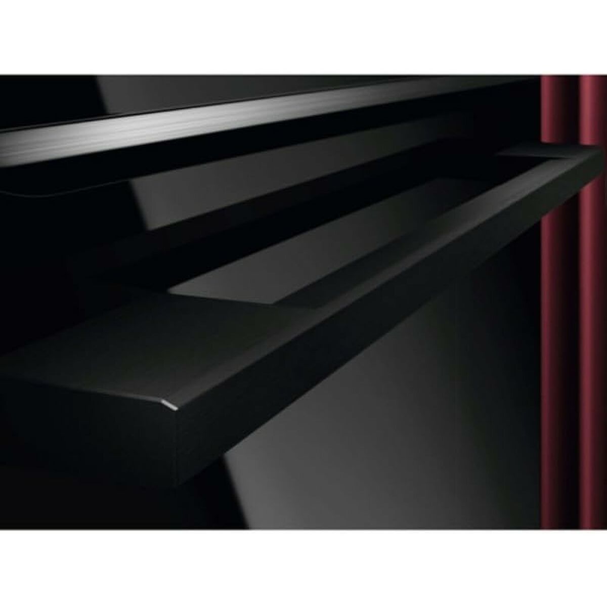 Four AEG TP9SB831AB 3500 W