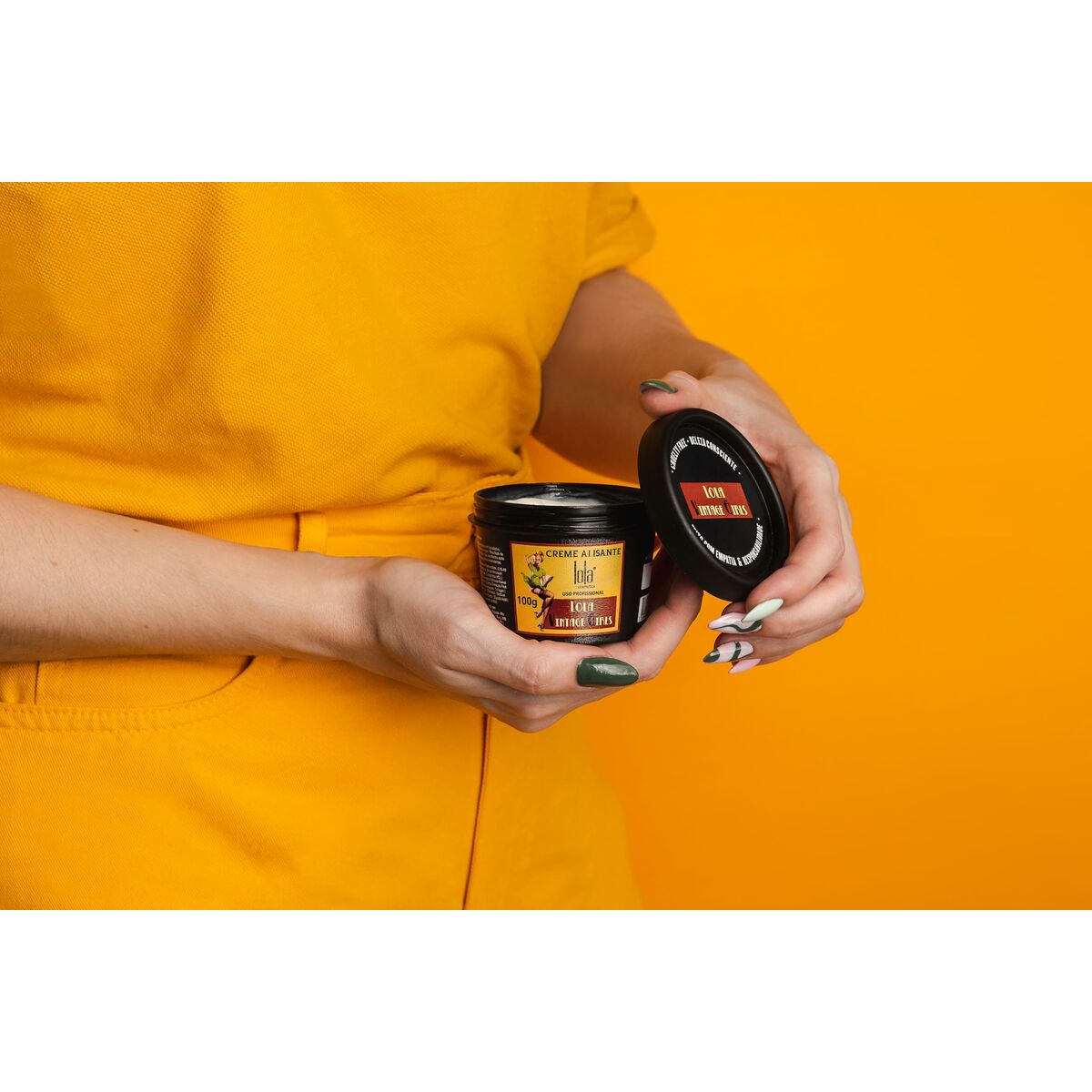 Crème capillaire lissante Lola Cosmetics Vintage Girls 100 g