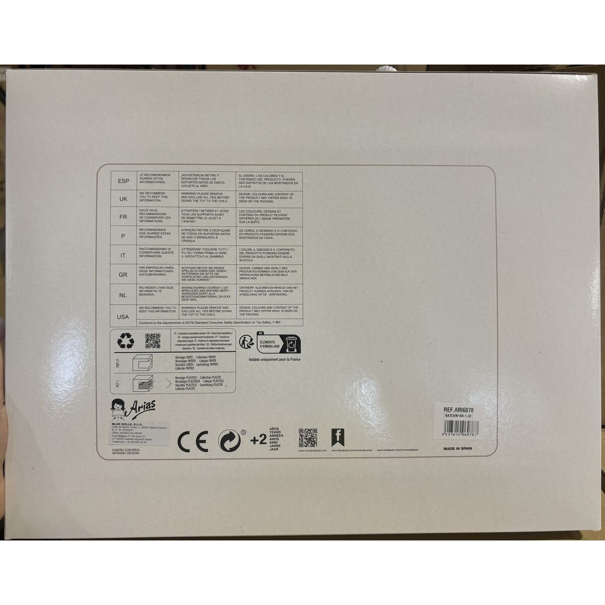 Vêtements de poupée Arias 40 cm