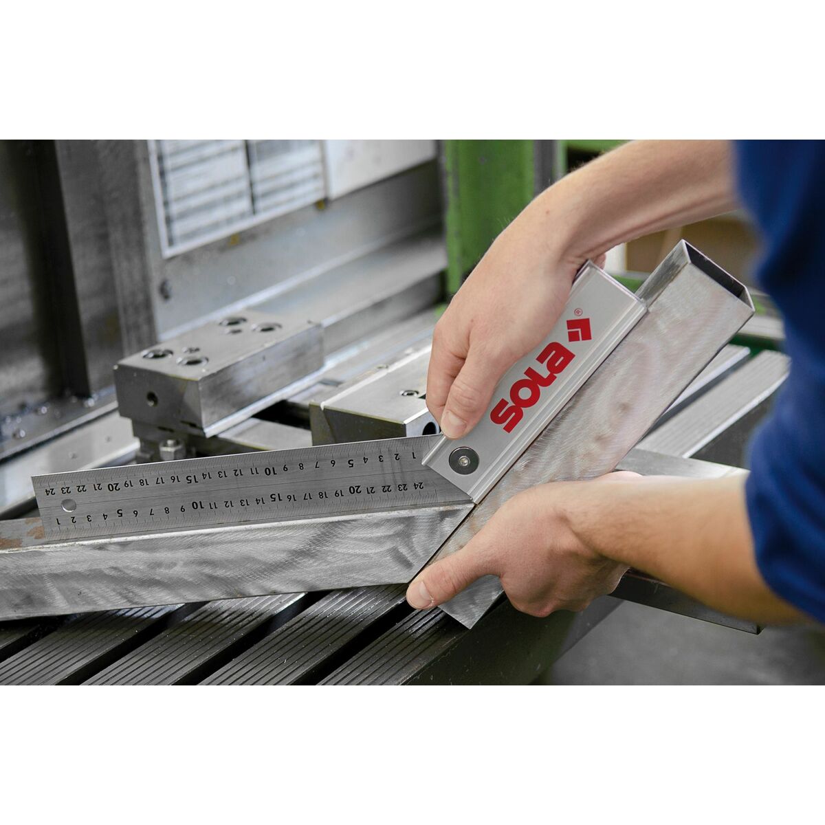 Equerre SOLA 25 x 17 cm Acier inoxydable Aluminium