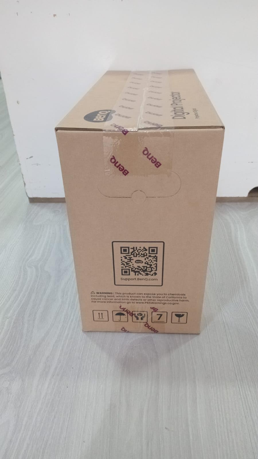 LH830ST DLP 4000AL FHD Laser TR 0.5