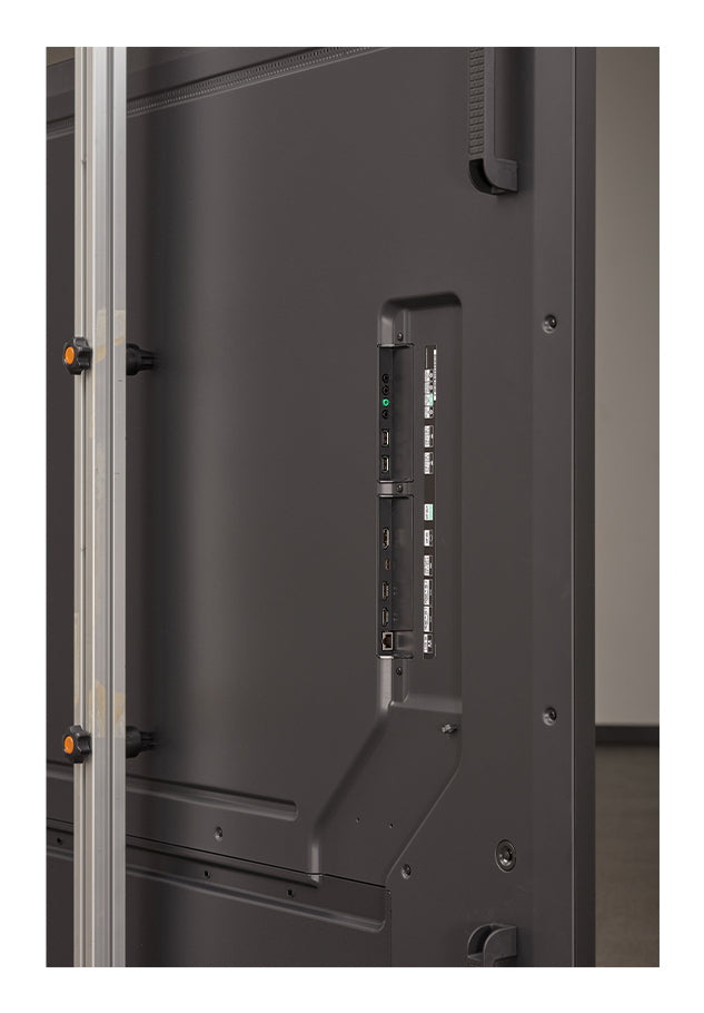 86UH7N-M/86" 3840 x 2160 700 cd/m2