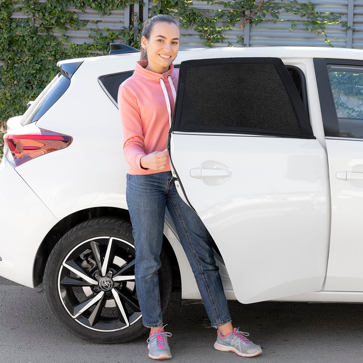 Parasol de Voiture en Maille UVlock InnovaGoods Pack de 2 unités