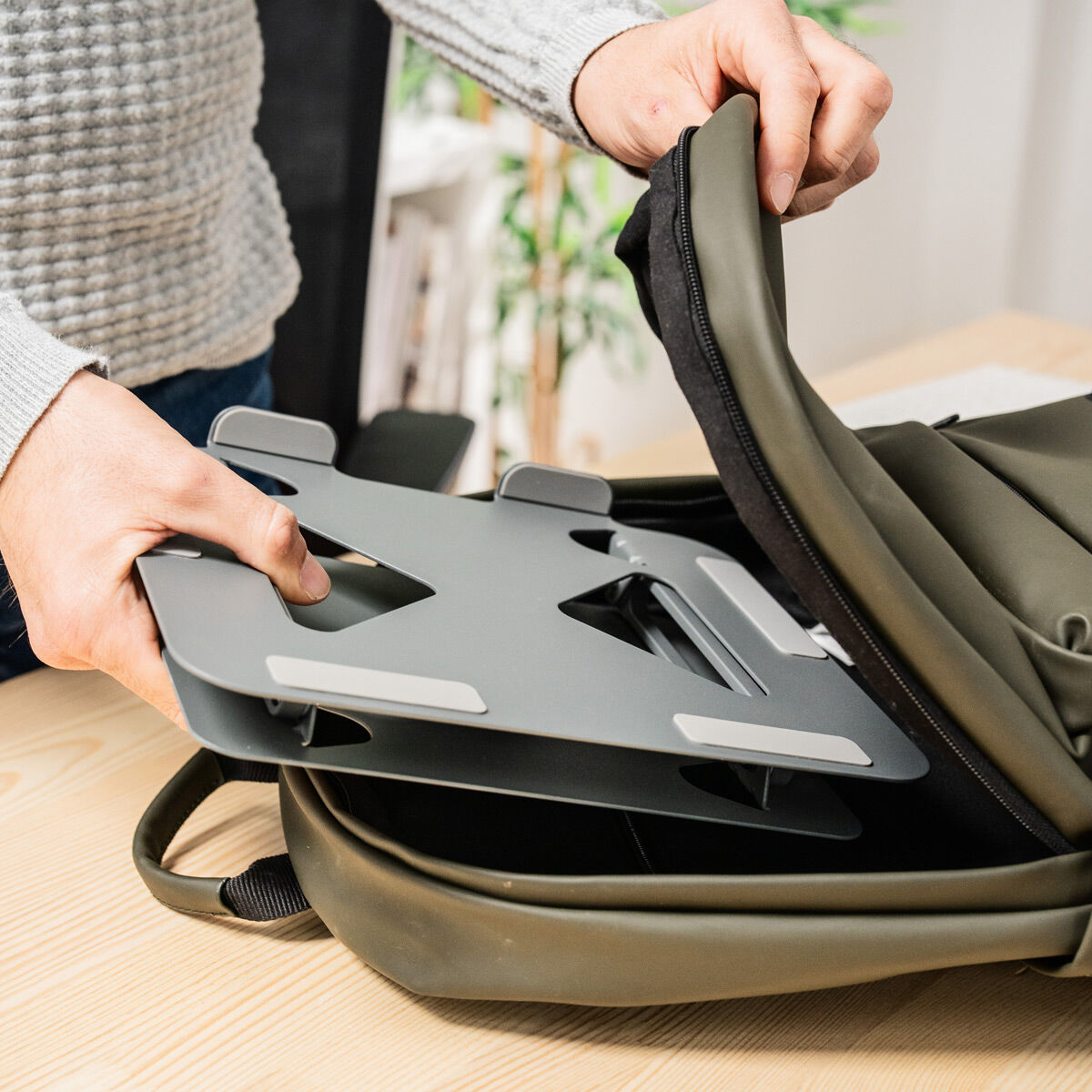 Support Pliable et Réglable pour Portable Lastan InnovaGoods