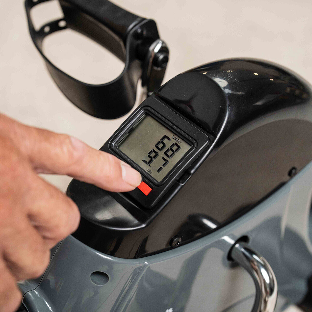 Pédalier statique pour bras et jambes avec tapis Velora 2100 InnovaGoods